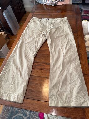 Men’s Banana Republic Beige Pinstripe Chinos Boot Cut